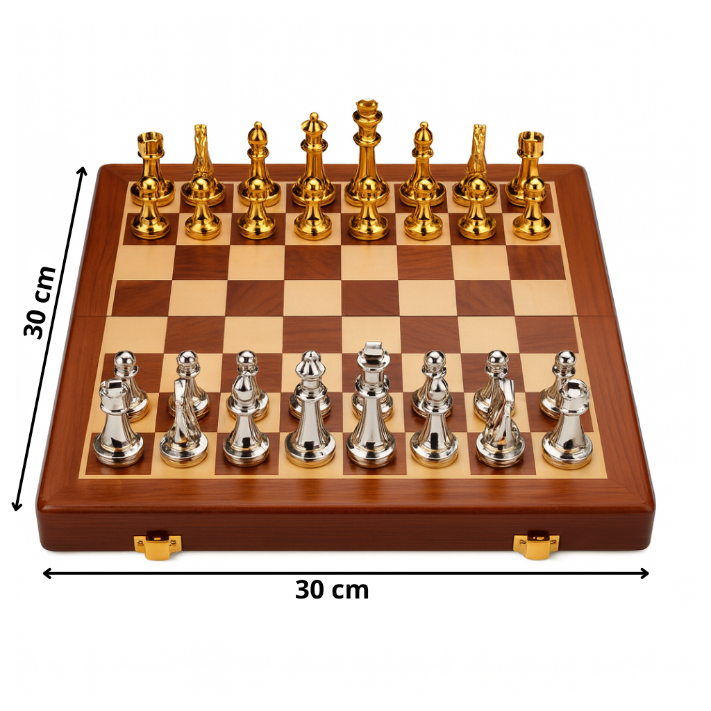 Jeu d'échecs en bois avec pièces en zinc