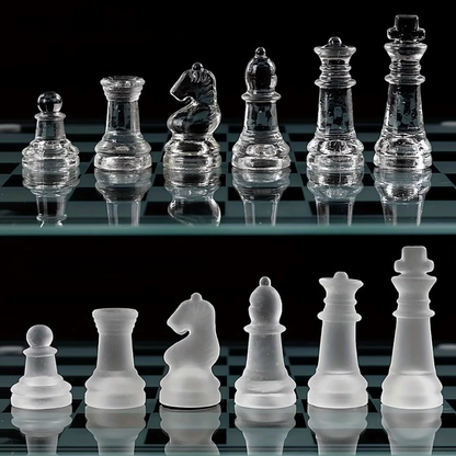 Jeu d'échecs en verre